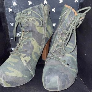 Camo platform ankle booties